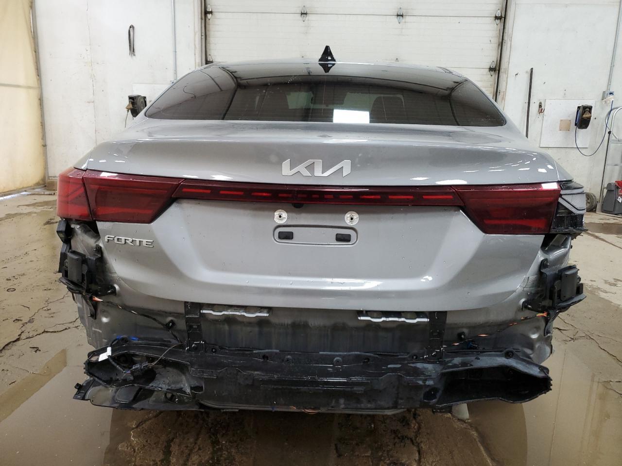 2024 Kia Forte Lx - Фото 6