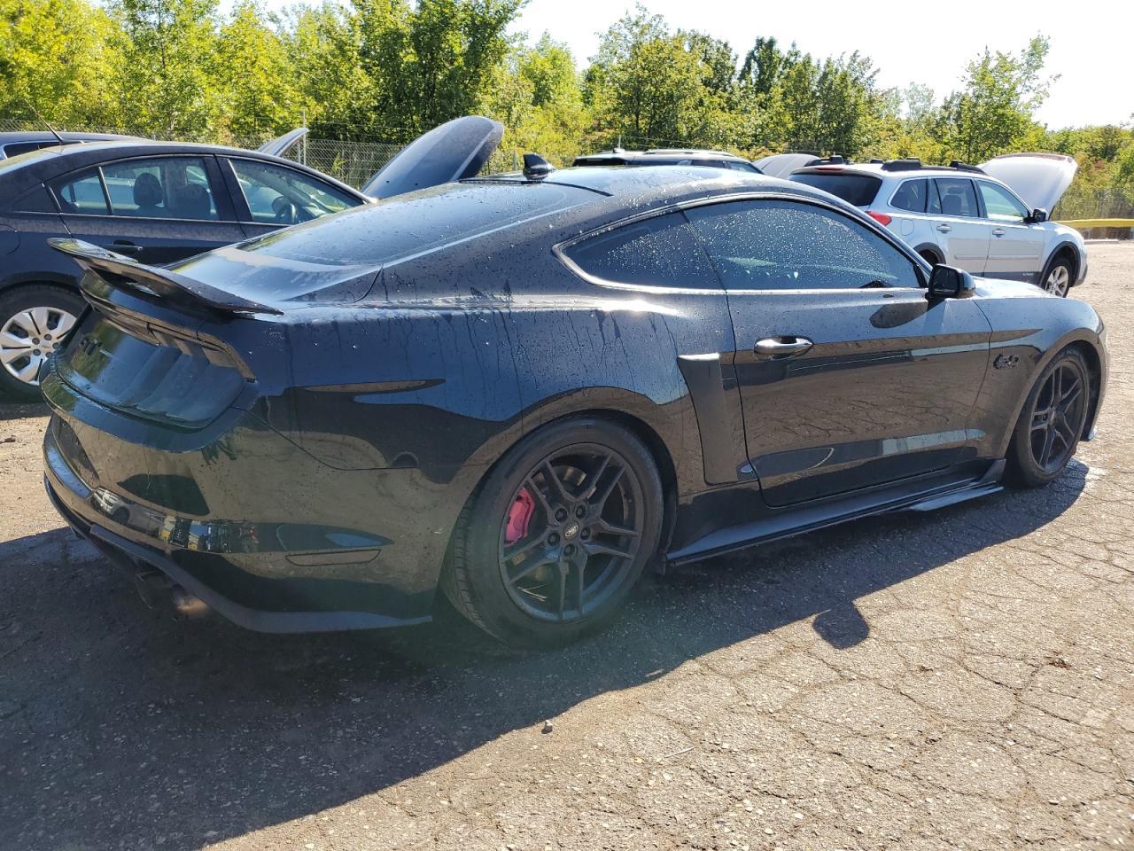 2020 Ford Mustang Gt - Фото 3