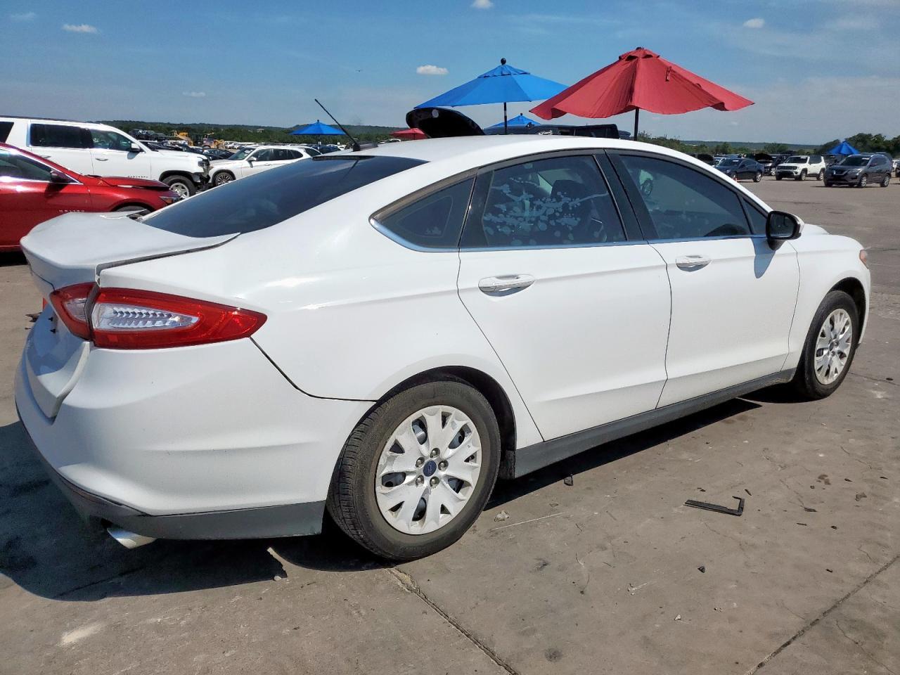 2014 Ford Fusion S - Фото 3