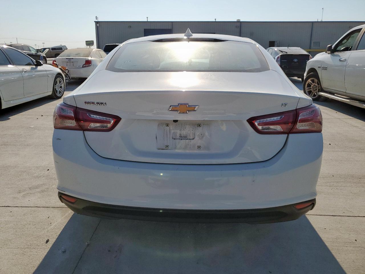 2022 Chevrolet Malibu Lt - Image 6