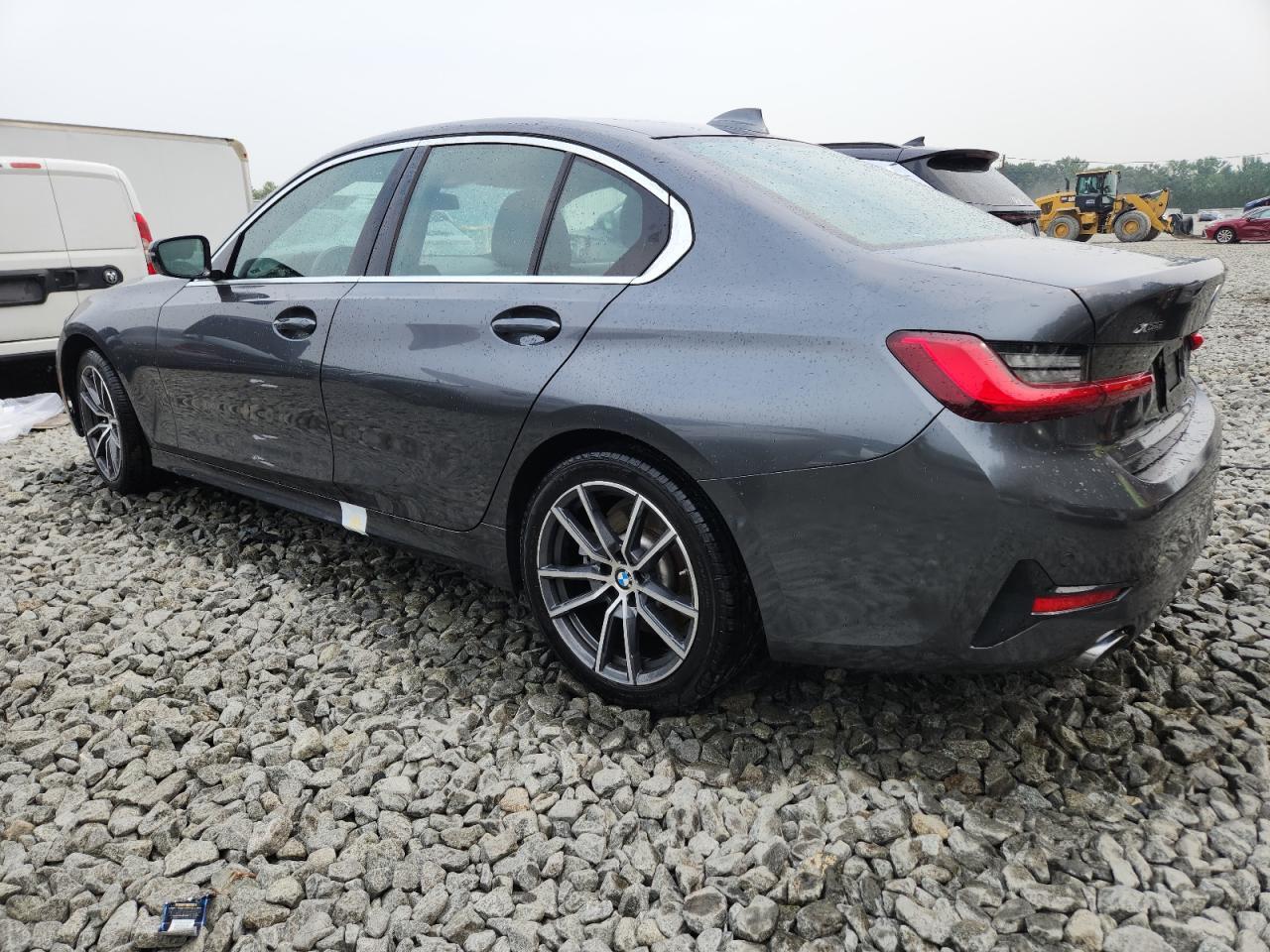 2021 BMW 330Xi - Image 2