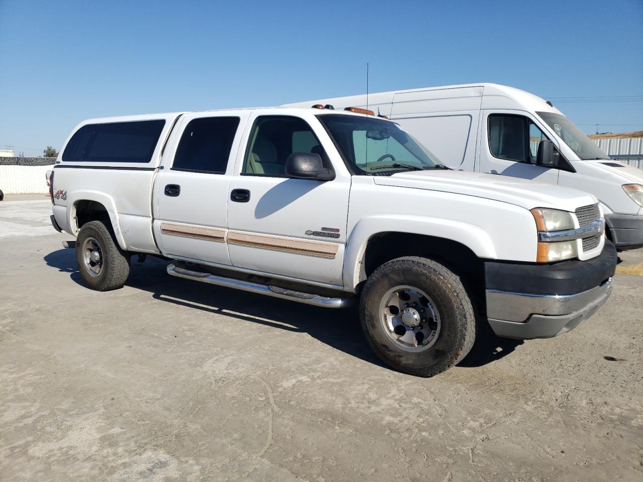 2004 Chevrolet Silverado K2500 Heavy Duty - Фото 4