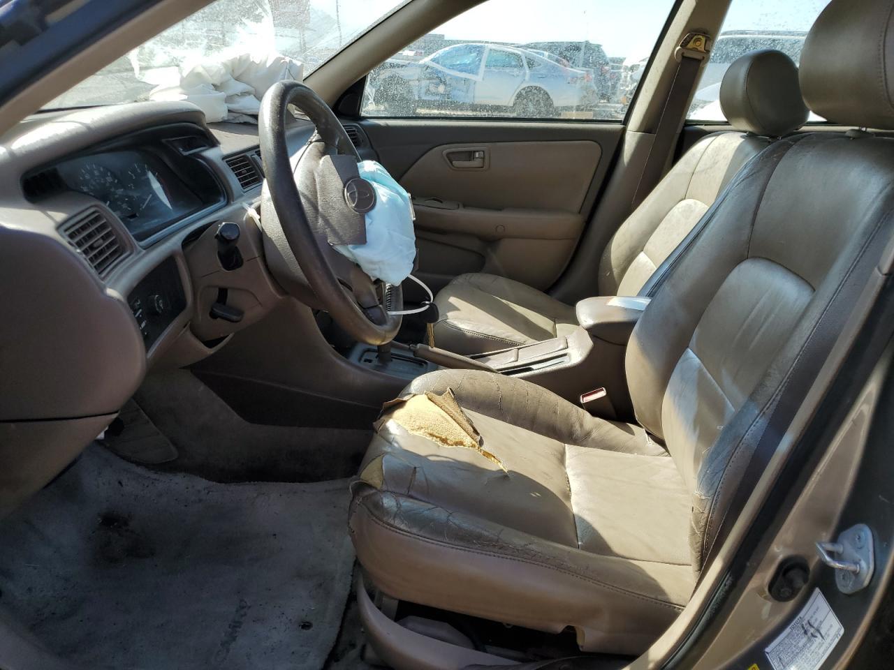 1999 Toyota Camry Ce - Фото 7