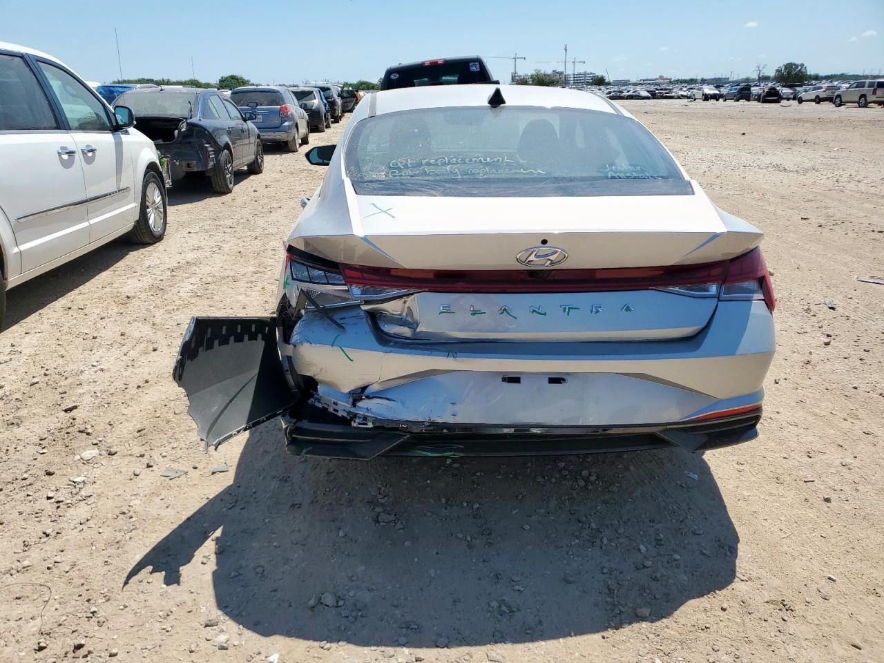 2022 Hyundai Elantra Sel - Фото 6