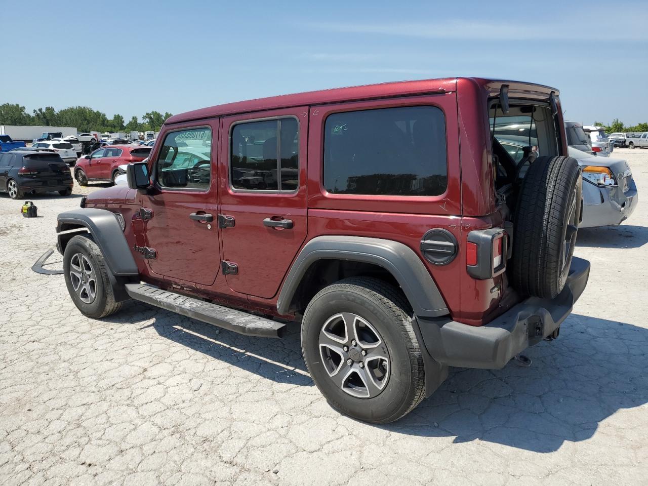 2021 Jeep Wrangler Unlimited Sport - Фото 2