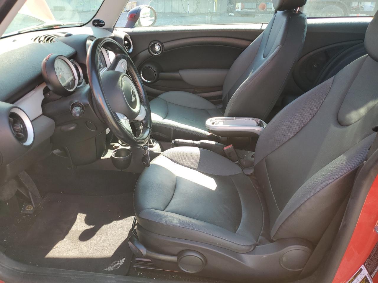2010 Mini Cooper - Image 7