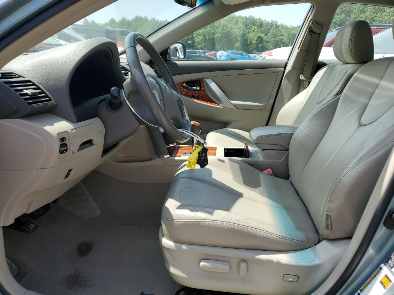 2011 Toyota Camry Base - Image 7