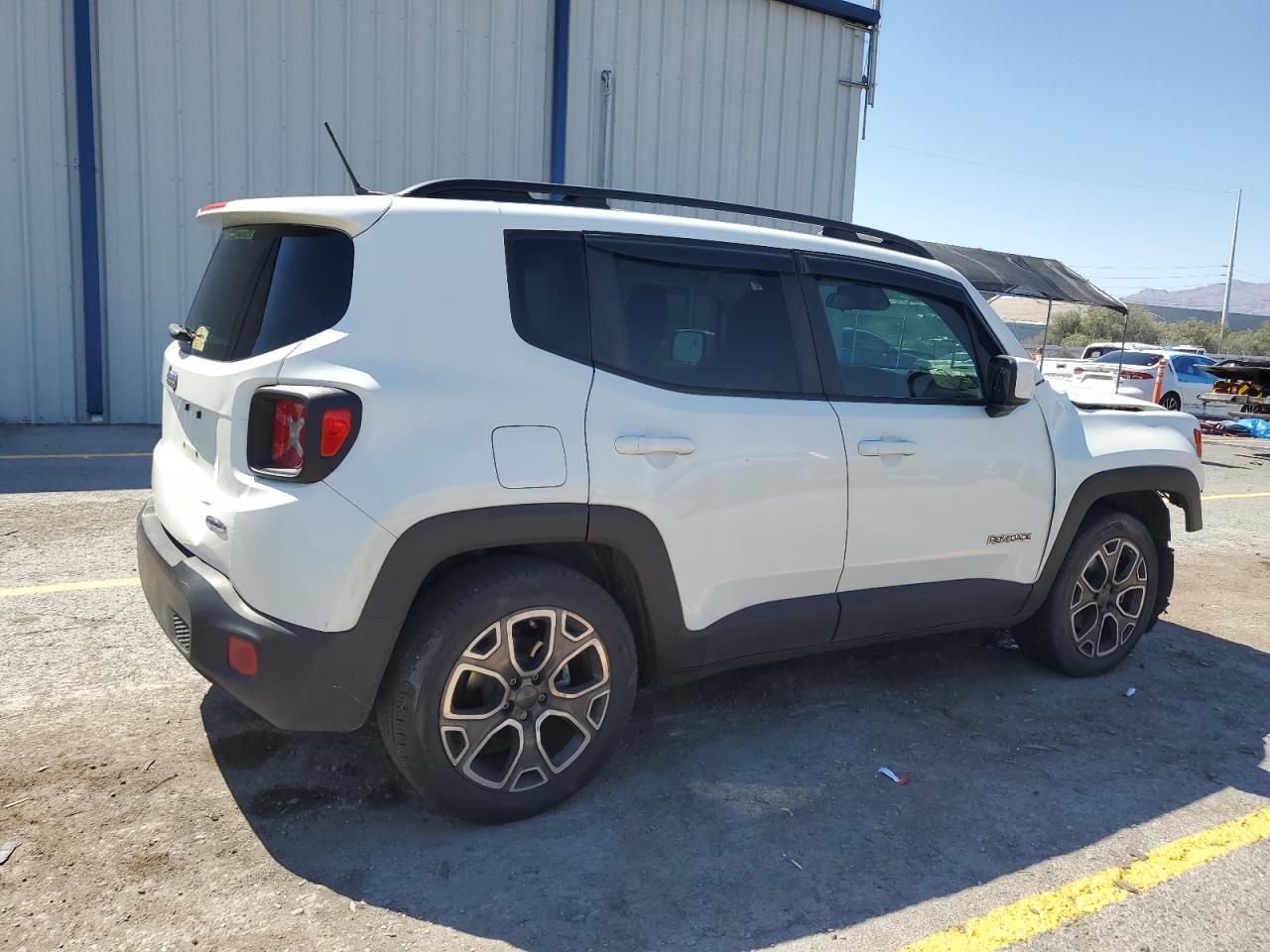 2015 Jeep Renegade Latitude - Фото 3