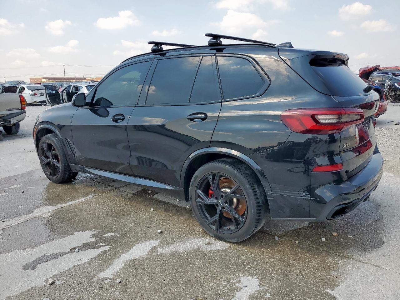 2022 BMW X5 M50I - Фото 2