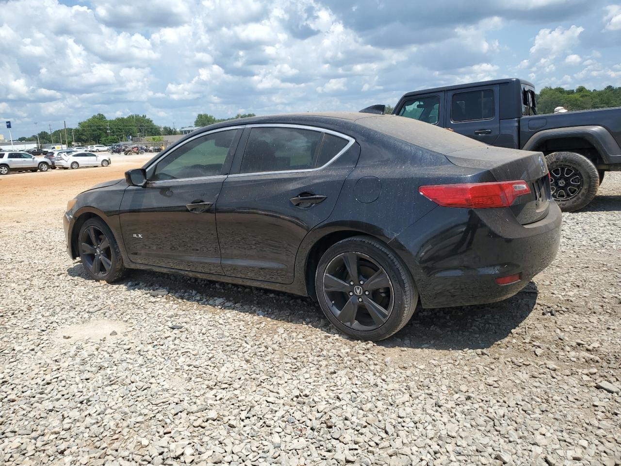2013 Acura Ilx 20 Premium - Фото 2
