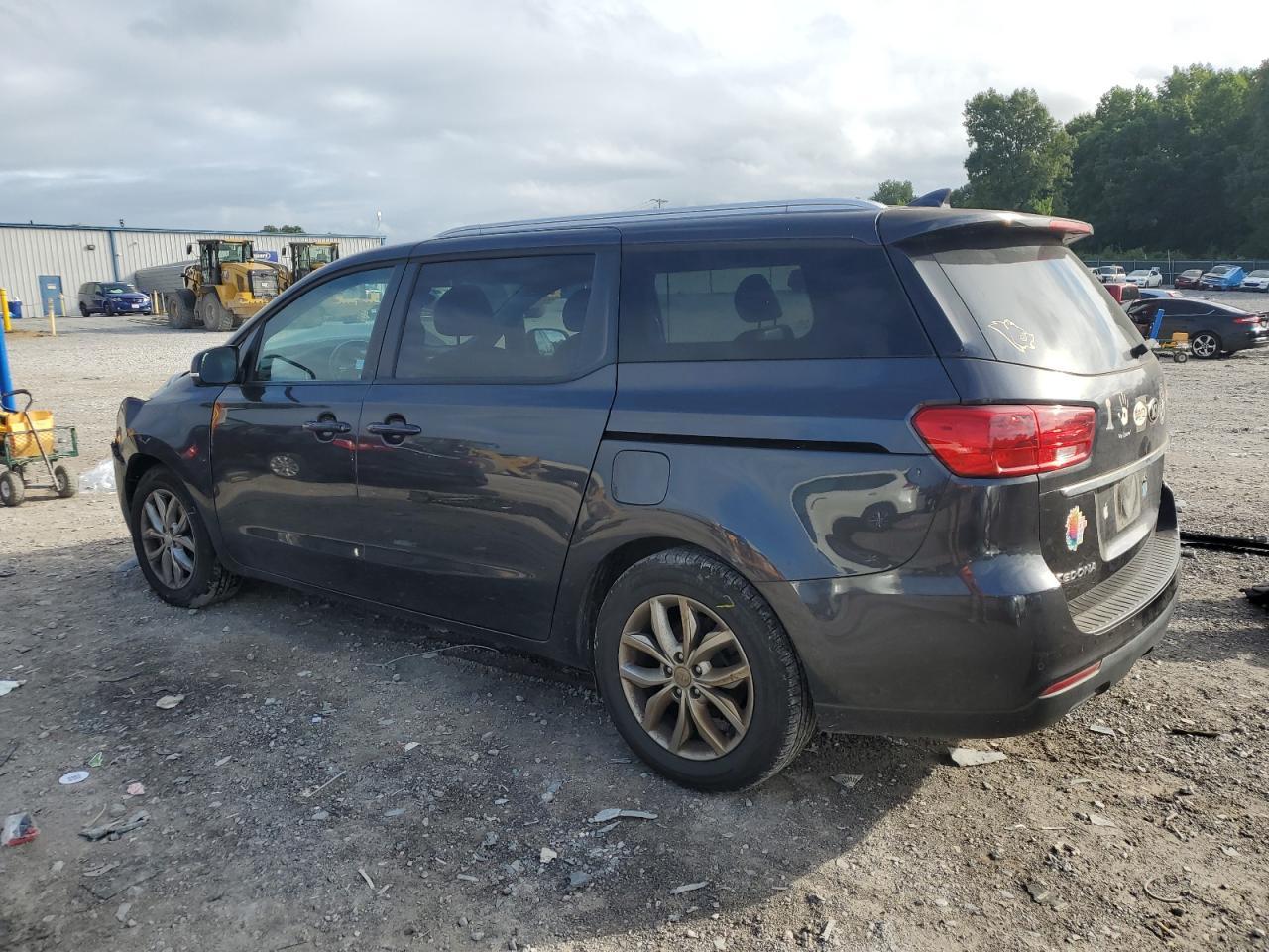 2019 Kia Sedona Lx - Фото 2