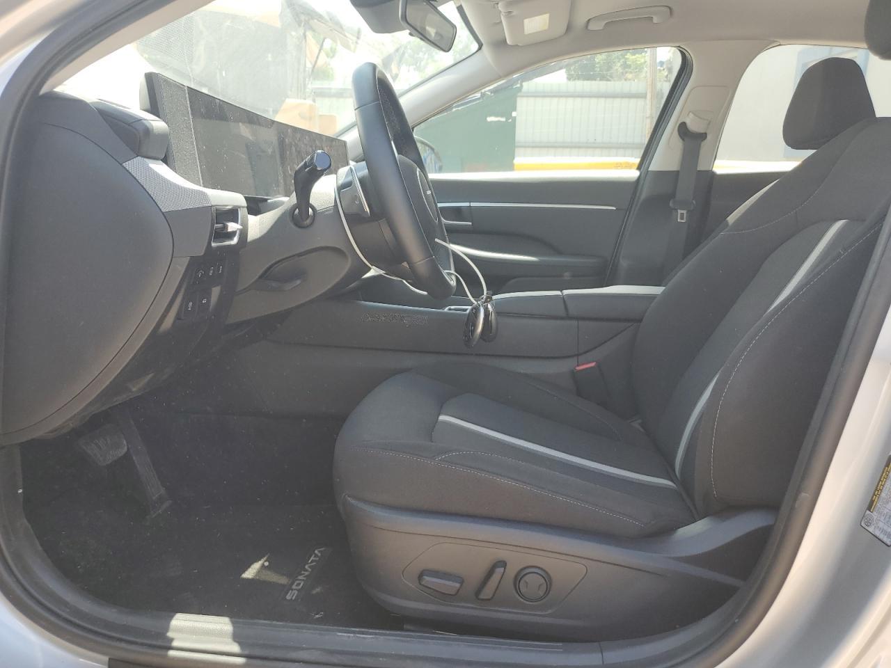 2024 Hyundai Sonata Hybrid - Image 7