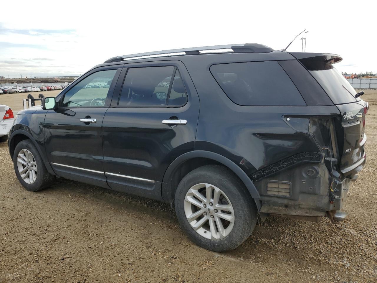 2014 Ford Explorer Xlt - Image 2