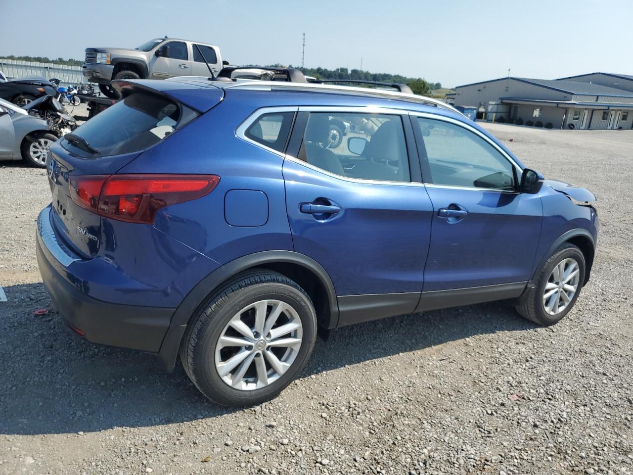 2018 Nissan Rogue Sport S - Image 3