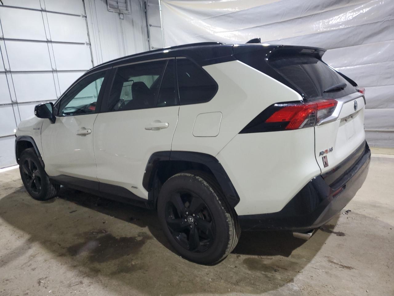 2021 Toyota Rav4 Xse - Фото 2