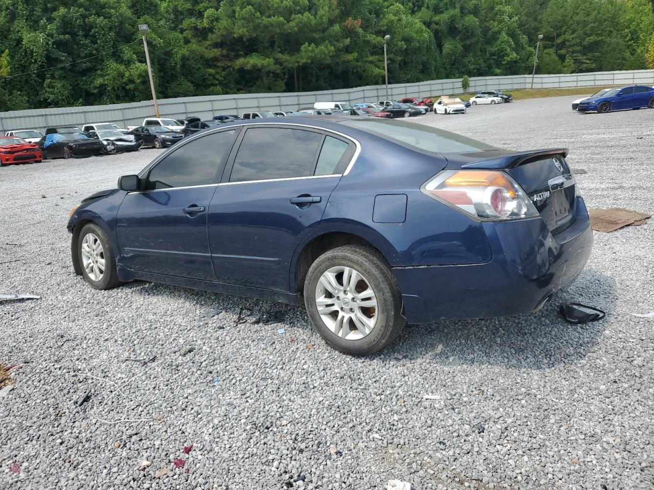 2012 Nissan Altima Base - Фото 2