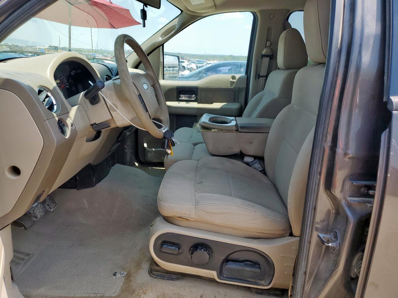 2006 Ford F150 Supercrew - Image 7