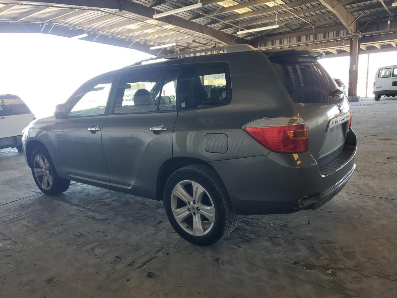 2010 Toyota Highlander Limited - Фото 2