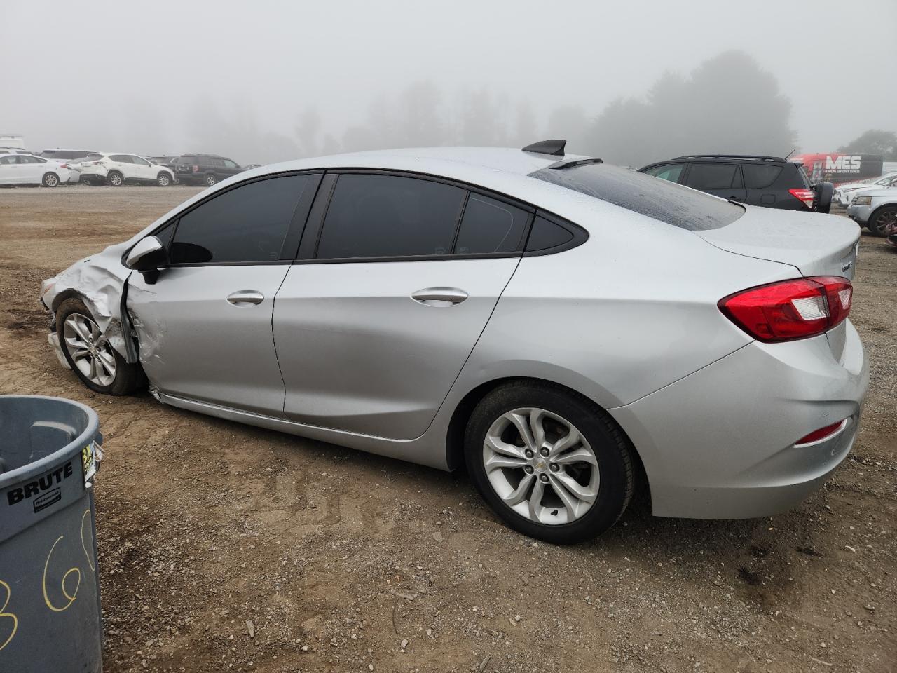 2019 Chevrolet Cruze Ls - Фото 2