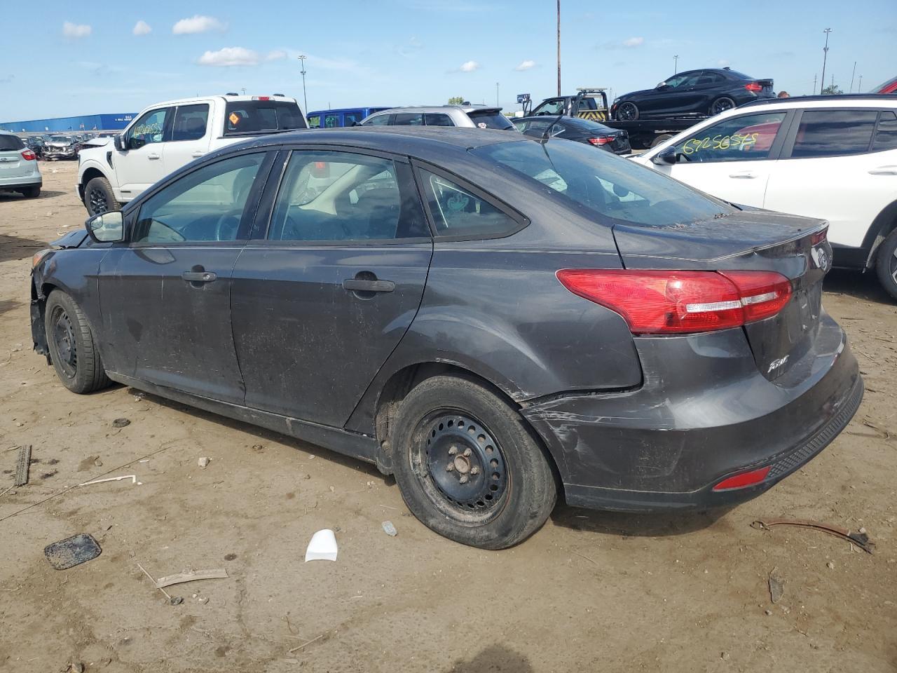 2017 Ford Focus S - Image 2