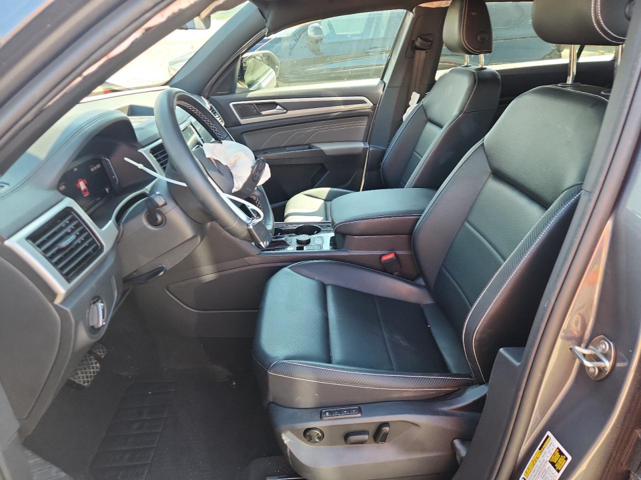 2023 Volkswagen Atlas Cross Sport Sel - Image 7