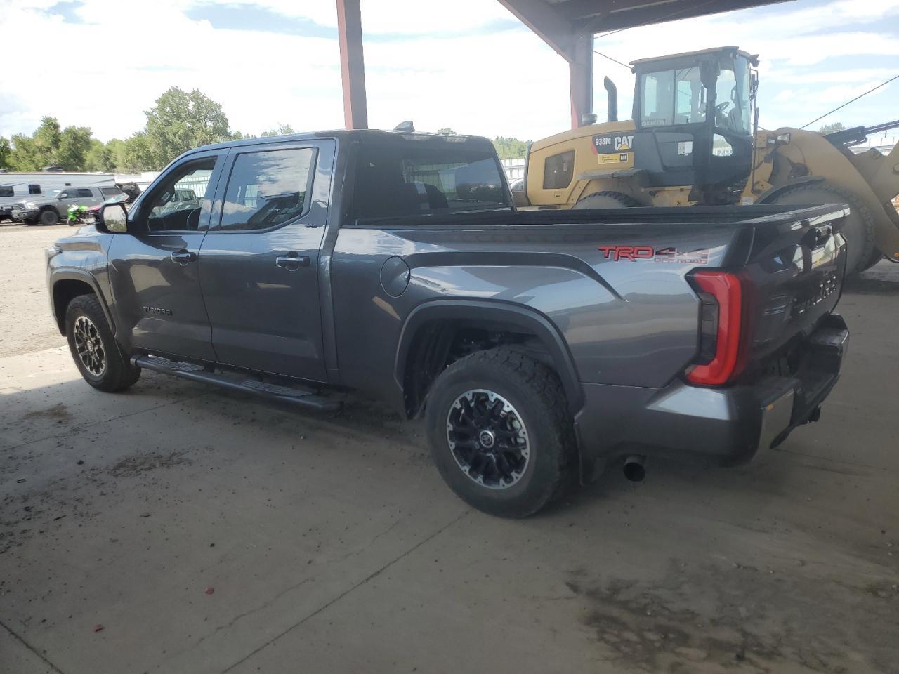 2023 Toyota Tundra Crewmax Sr5 - Image 2