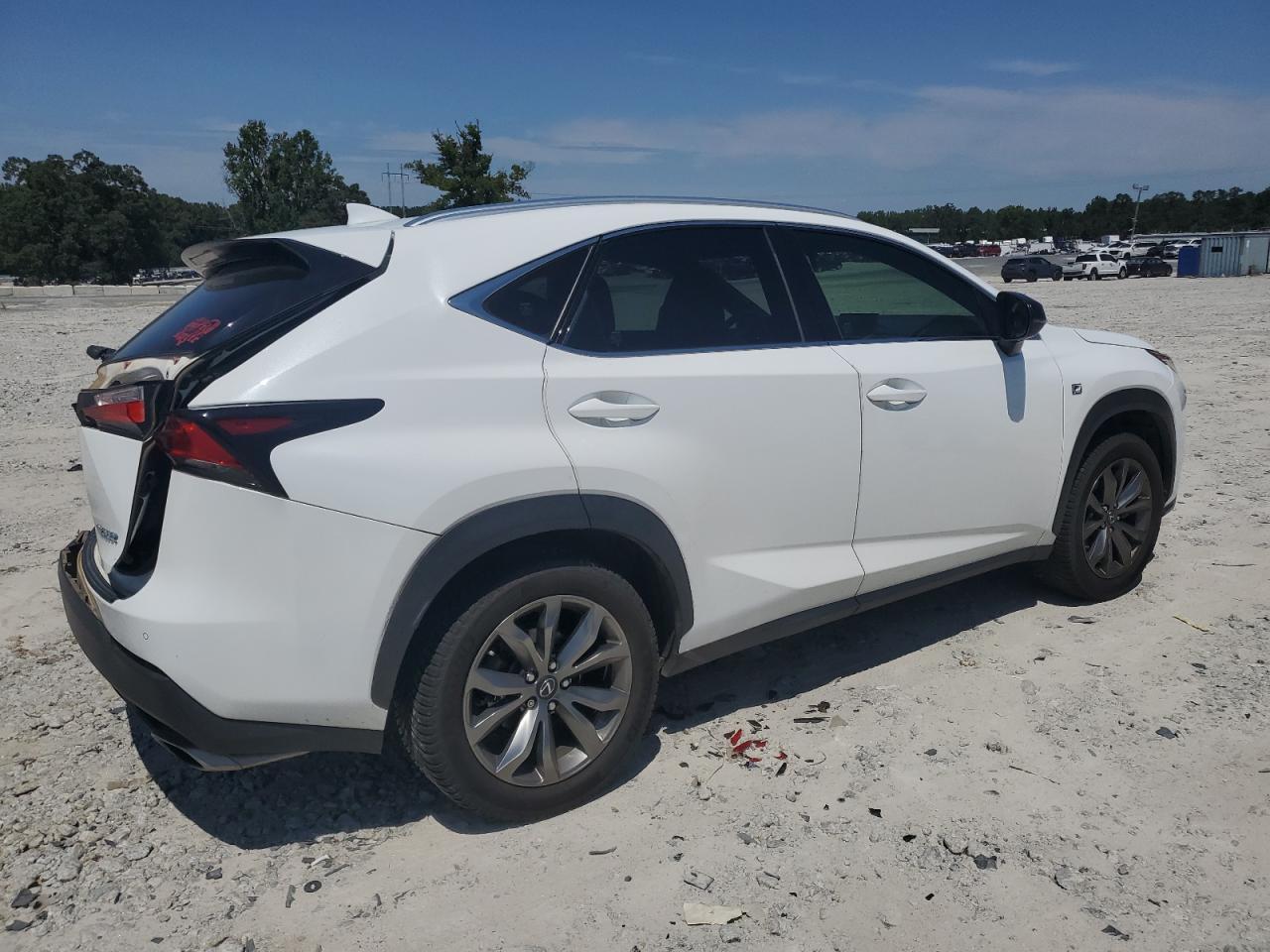 2017 Lexus Nx 200T Base - Фото 3