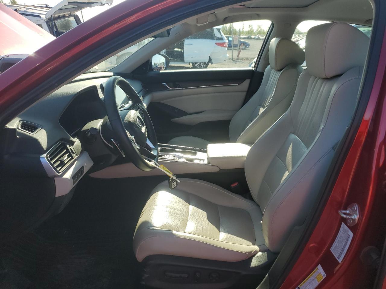 2018 Honda Accord Touring - Image 7