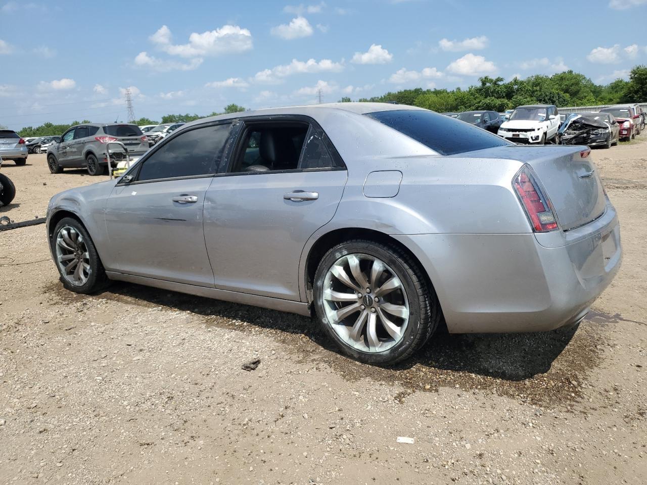 2014 Chrysler 300 S - Image 2