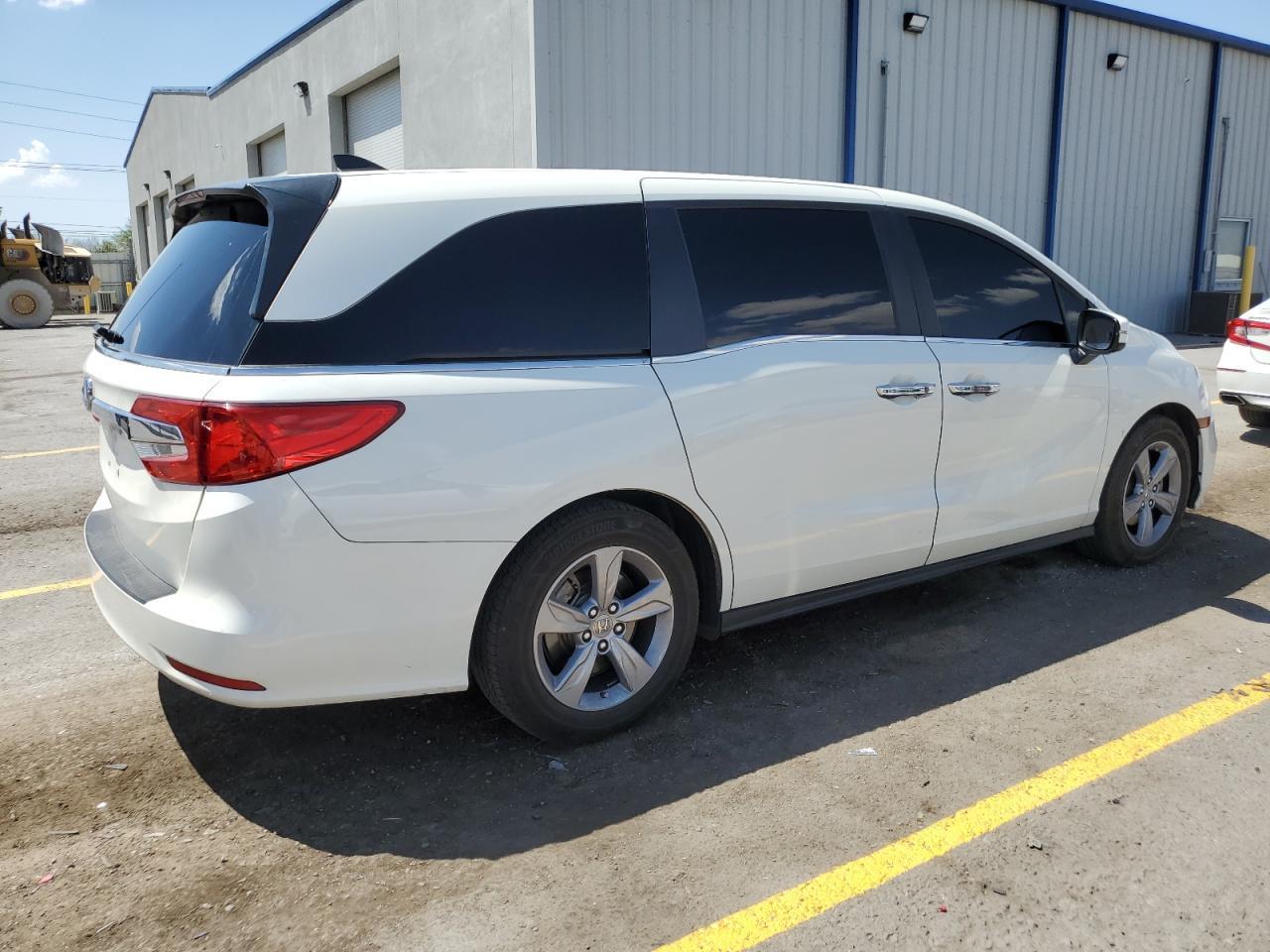 2019 Honda Odyssey Ex - Image 3