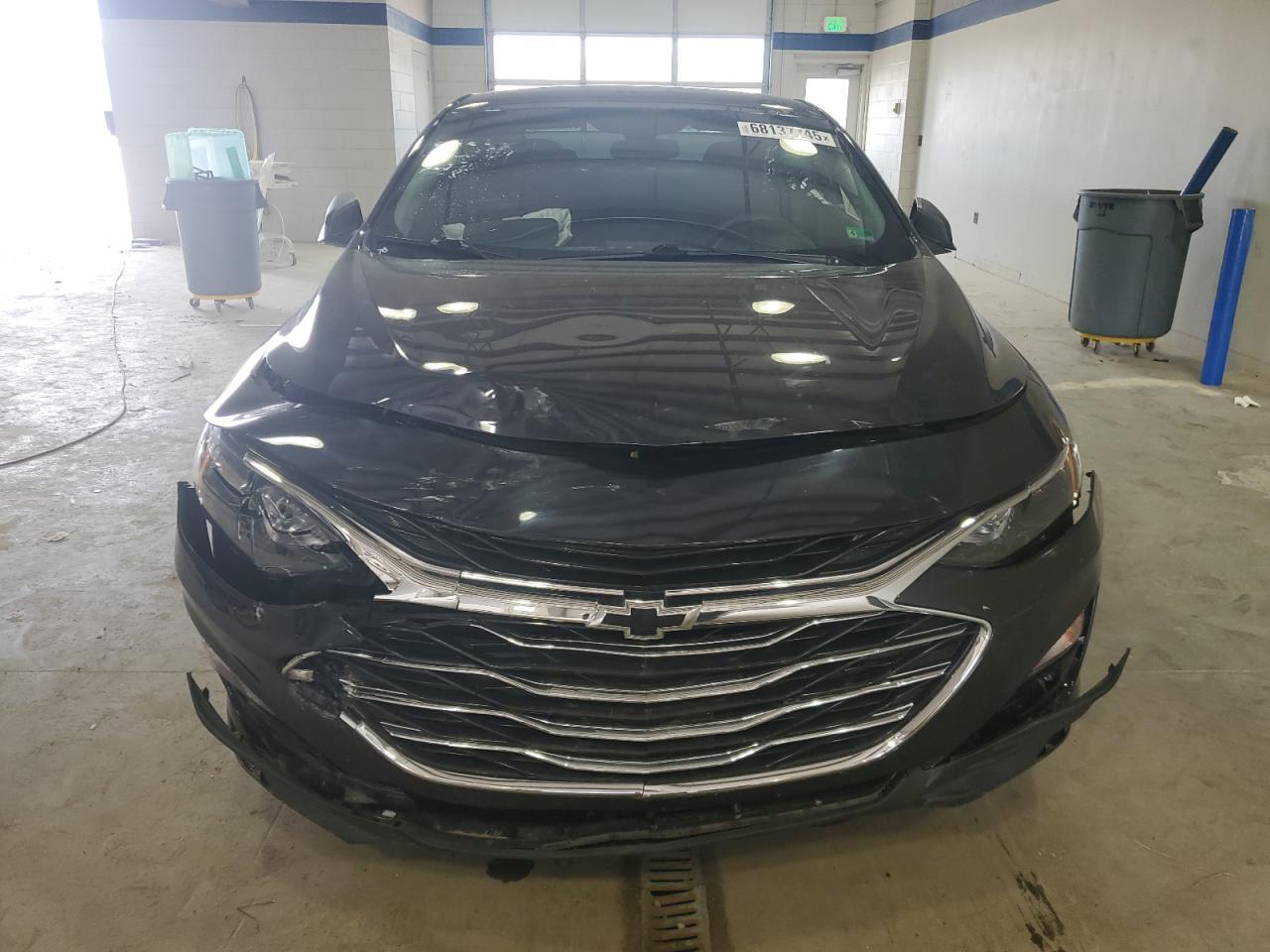 2022 Chevrolet Malibu Ls - Фото 5