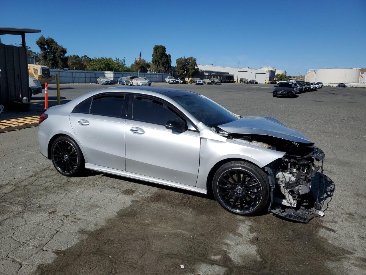 2019 Mercedes-Benz A 220 - Image 4