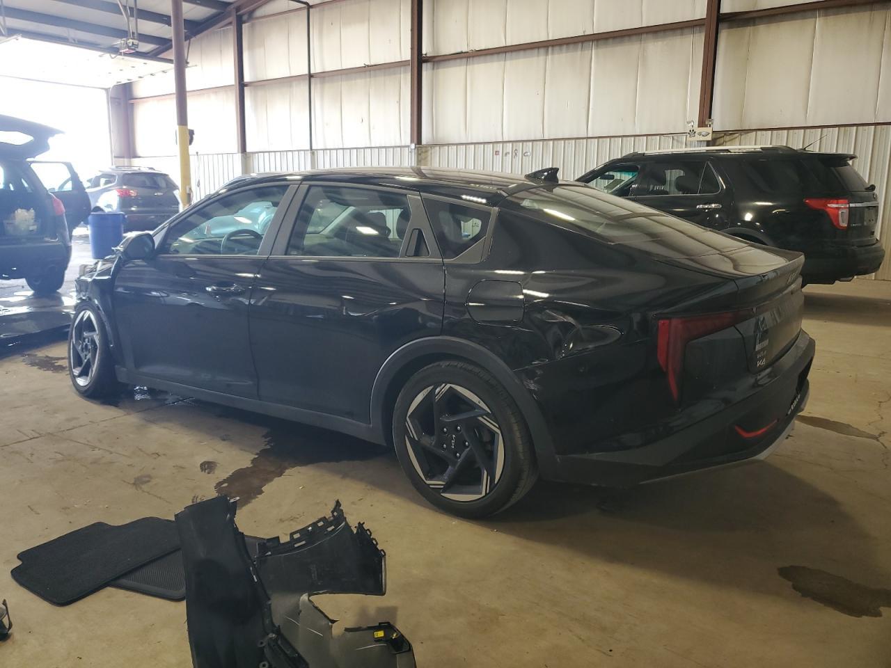 2025 Kia K4 Ex - Image 2