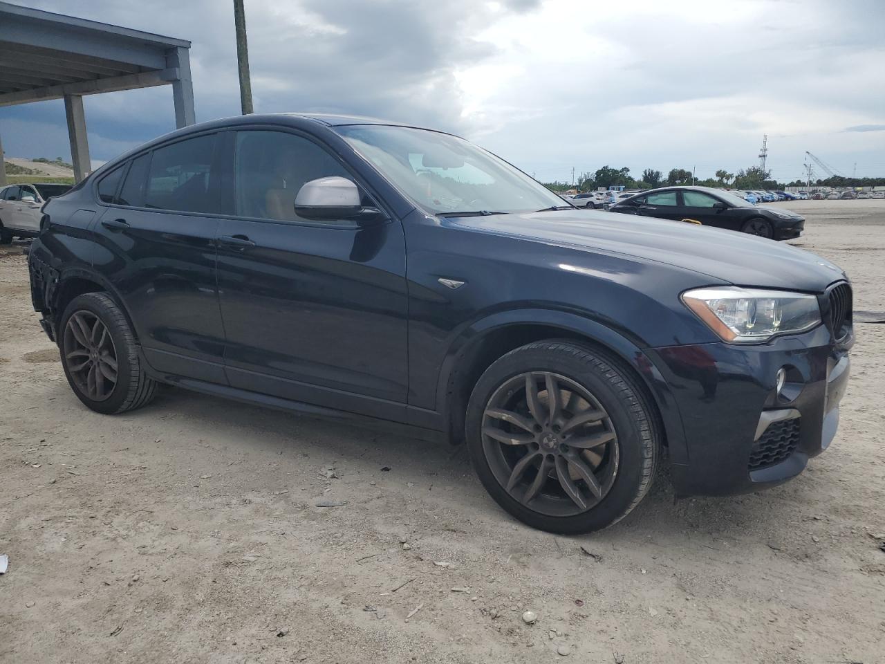 2018 BMW X4 xDrivem40I - Image 4