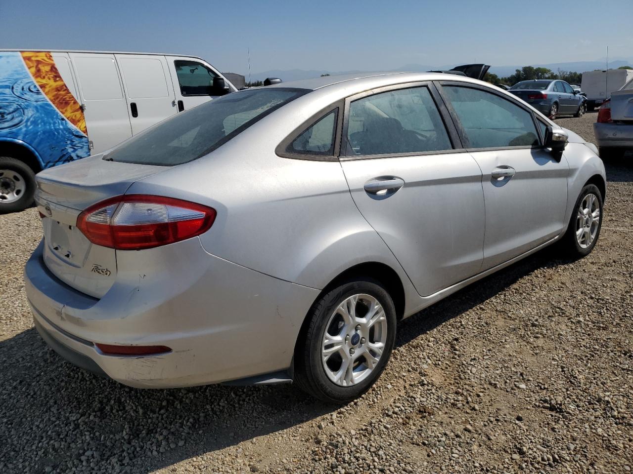 2014 Ford Fiesta Se - Image 3
