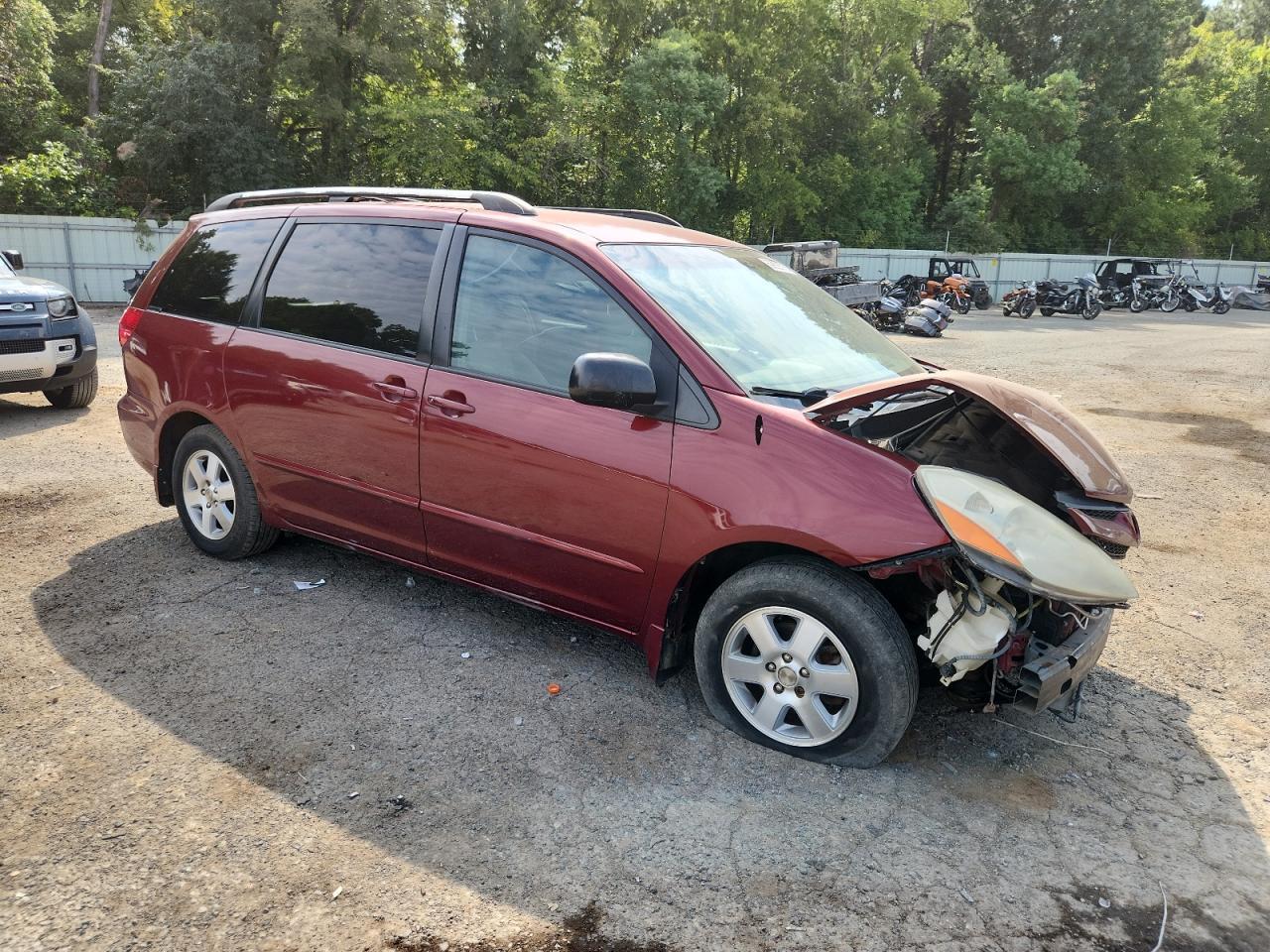 2009 Toyota Sienna Ce - Image 4