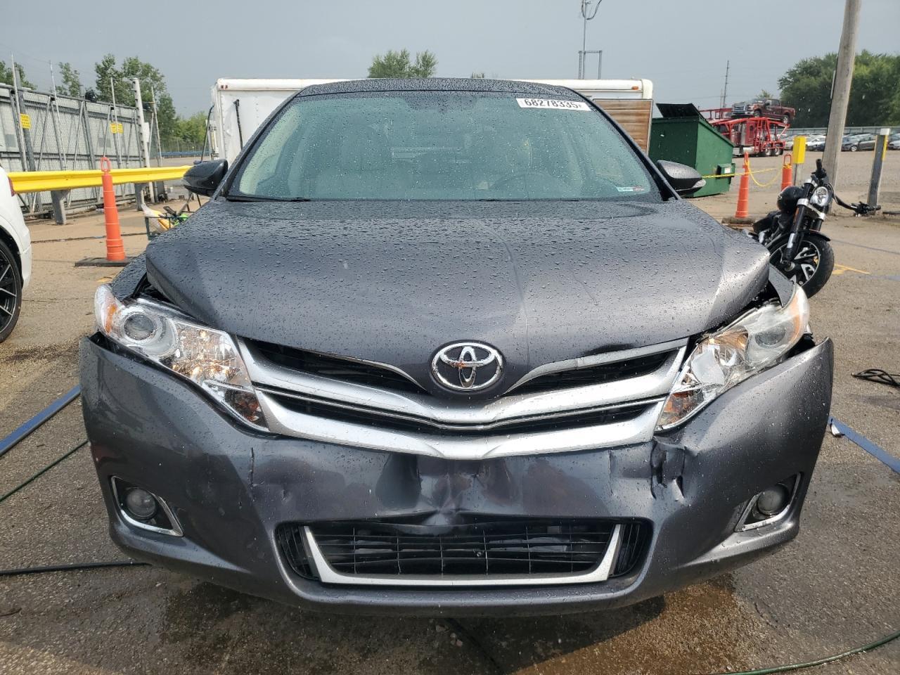 2013 Toyota Venza Le - Фото 5