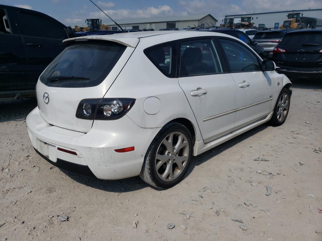 2007 Mazda 3 Hatchback - Image 3