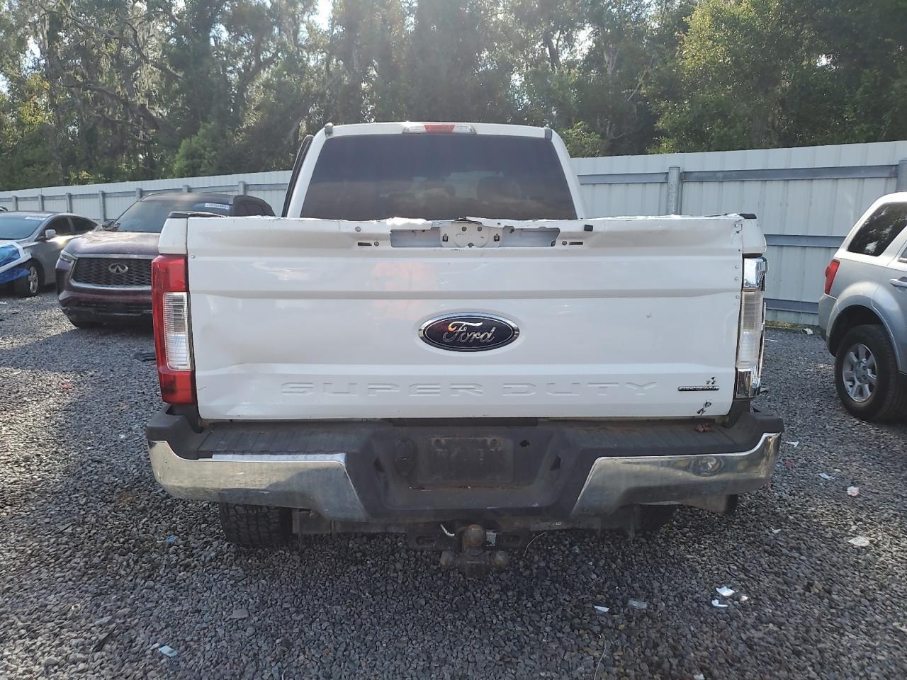 2018 Ford F250 Super Duty - Фото 6