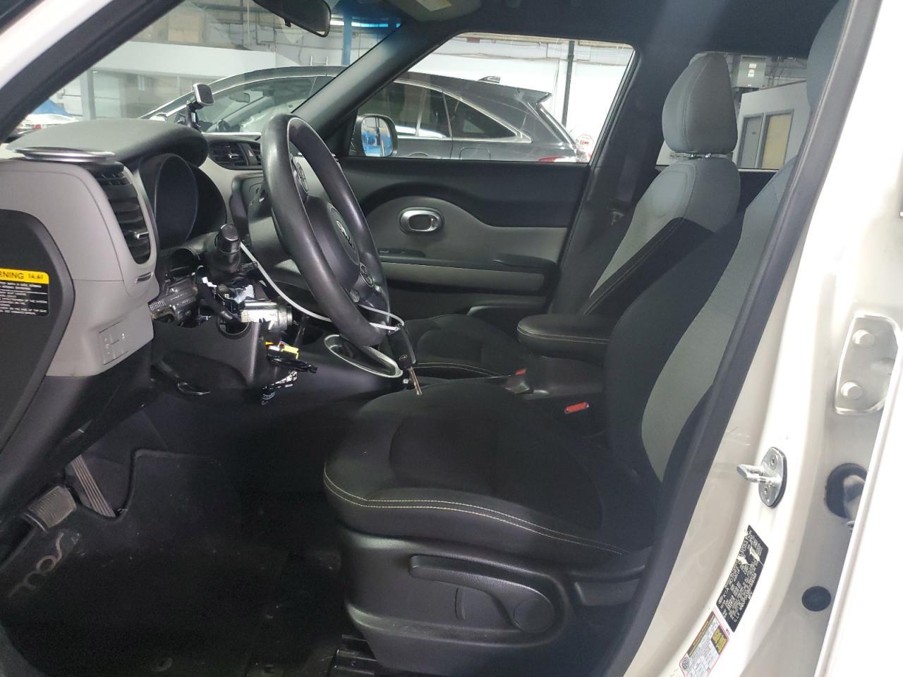 2016 Kia Soul + - Фото 7