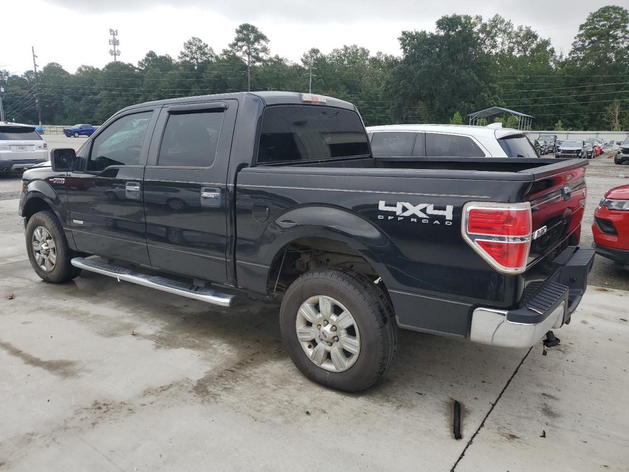 2011 Ford F150 Supercrew - Image 2