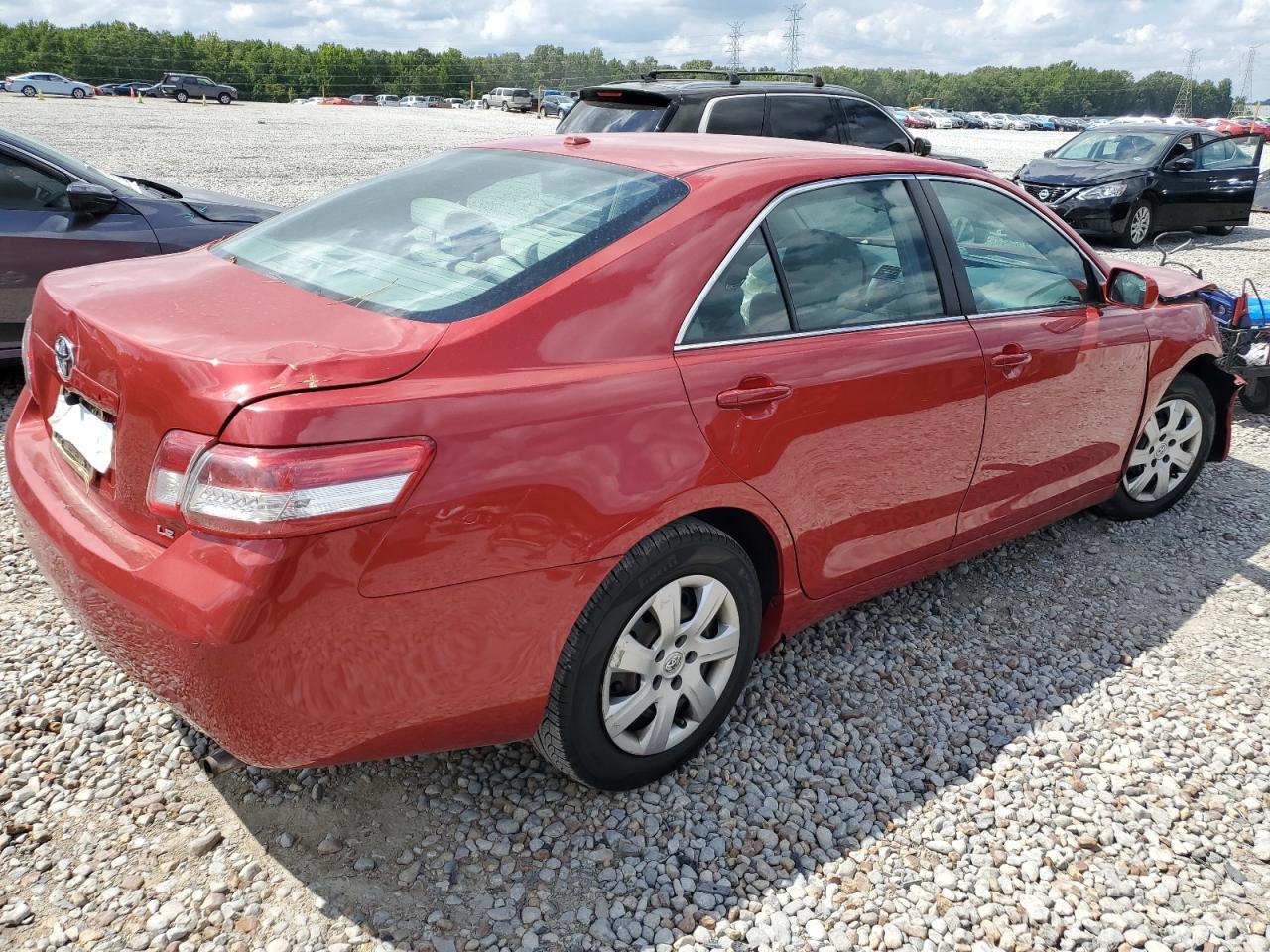 2010 Toyota Camry Base - Фото 3