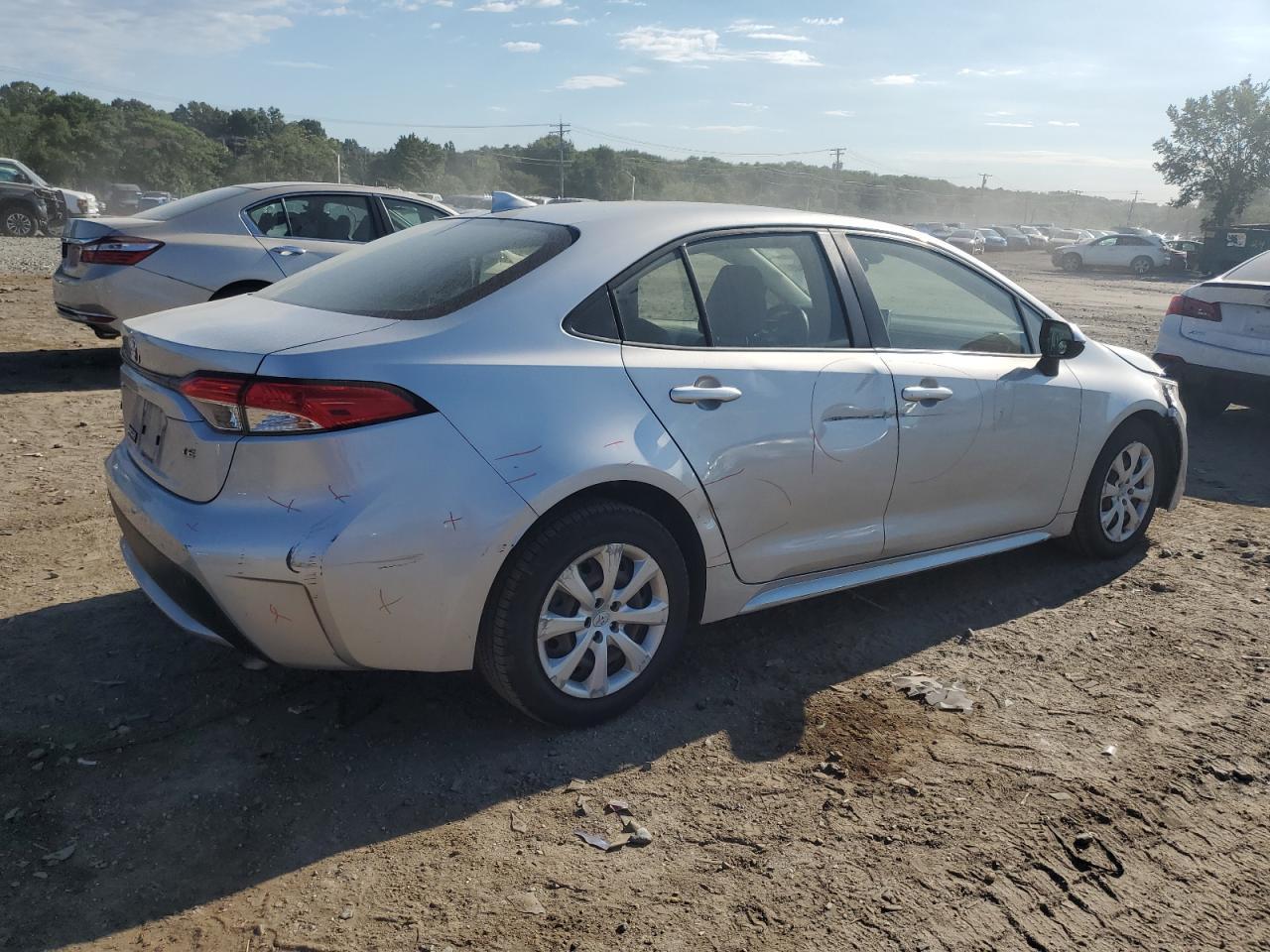 2020 Toyota Corolla Le - Фото 3