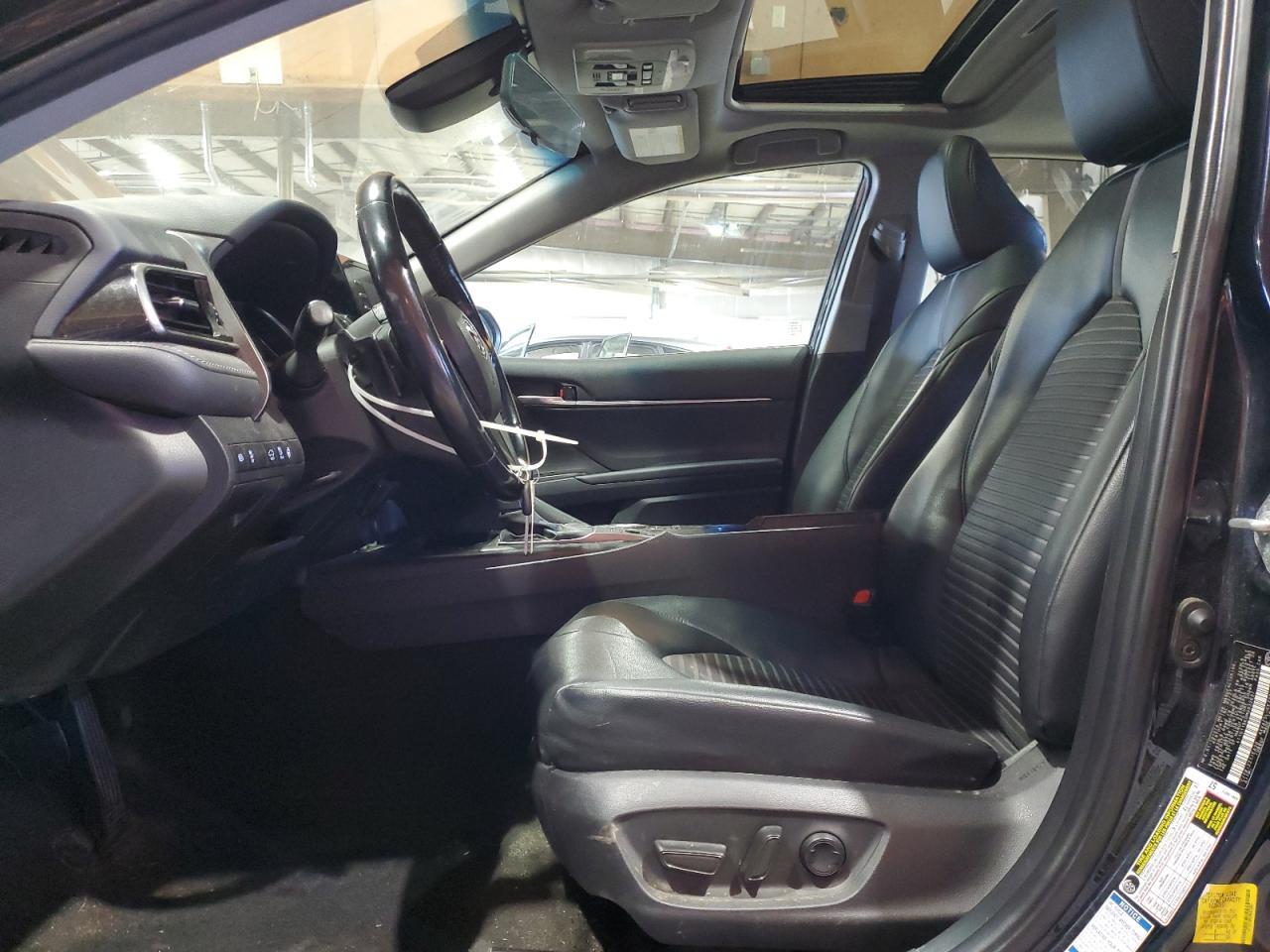 2021 Toyota Camry Se - Фото 7