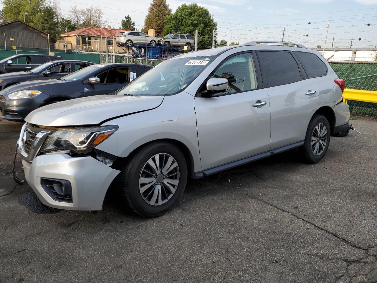 2020 Nissan Pathfinder Sl