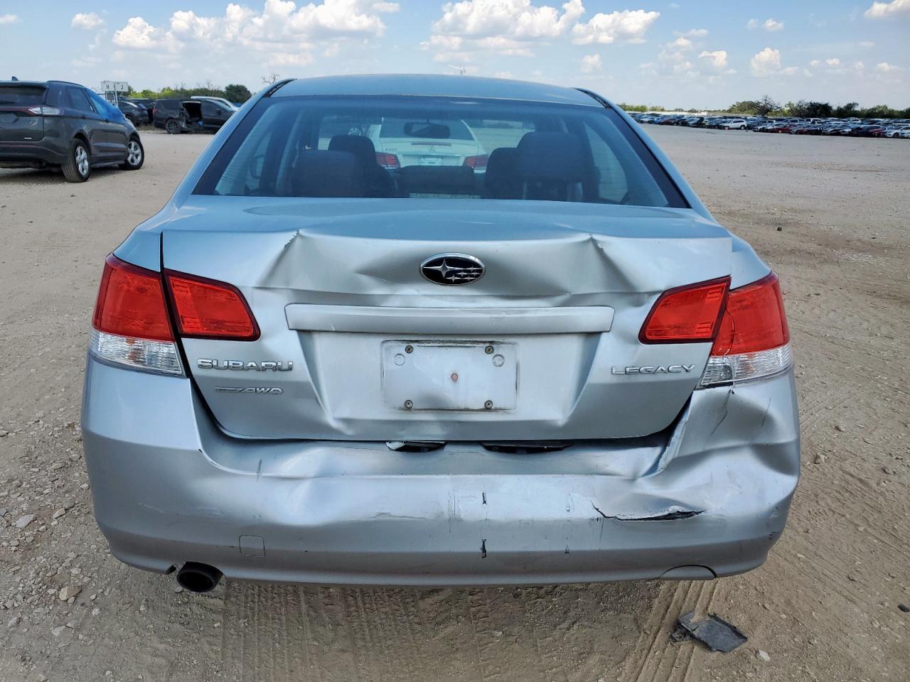 2012 Subaru Legacy 2.5I Premium - Image 6