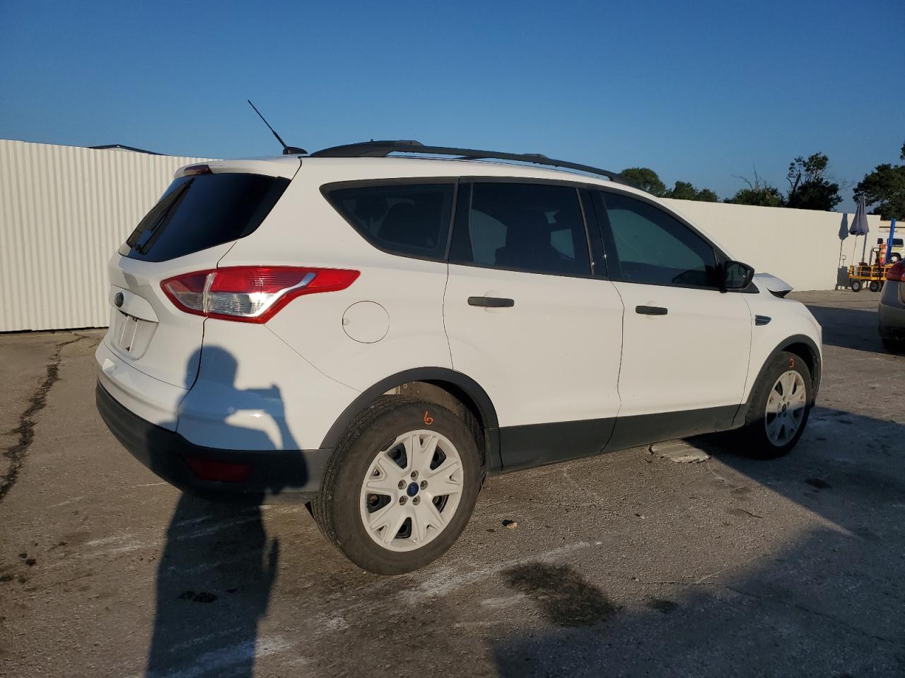 2015 Ford Escape S - Image 3
