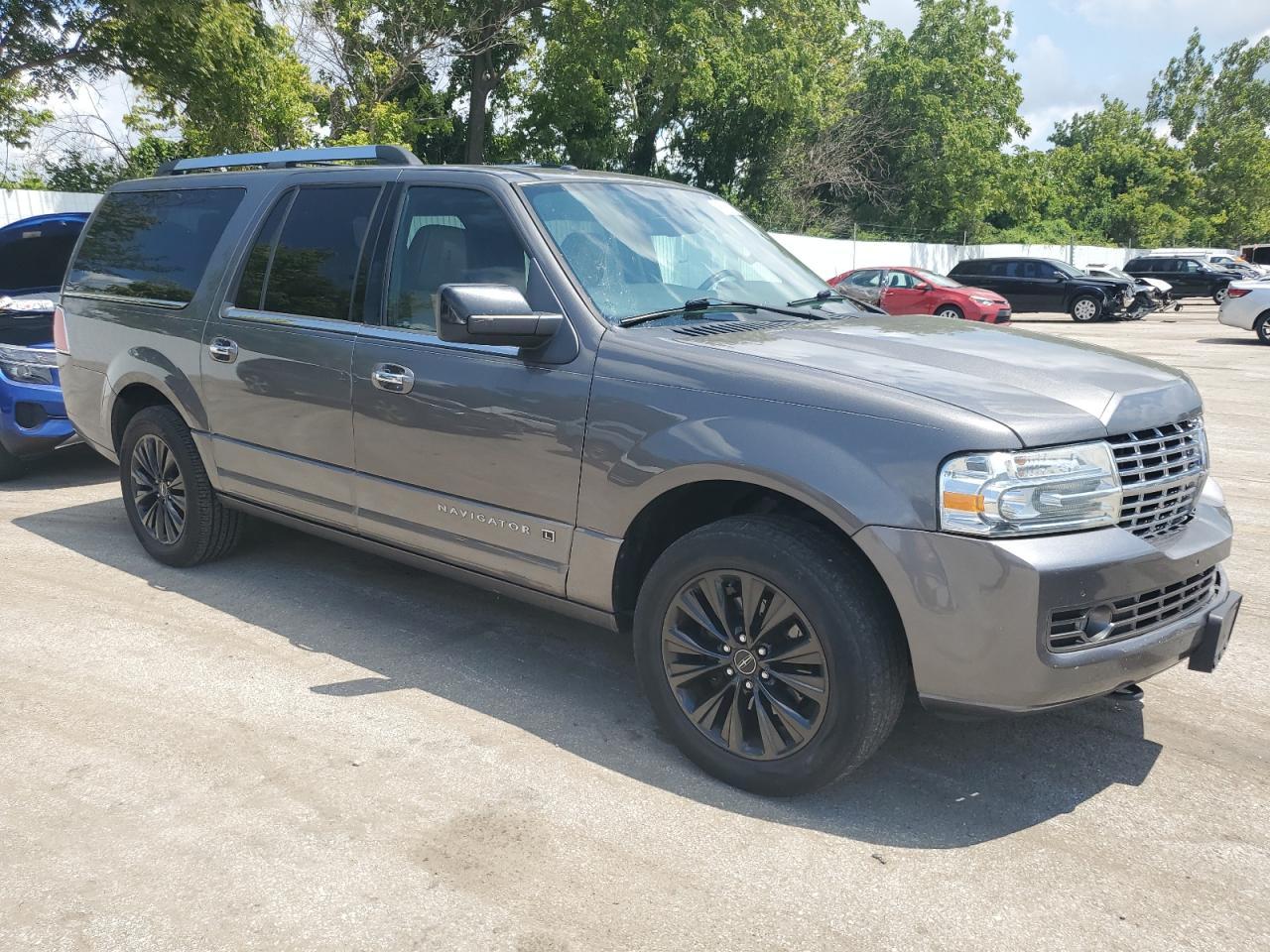 2014 Lincoln Navigator L - Фото 4