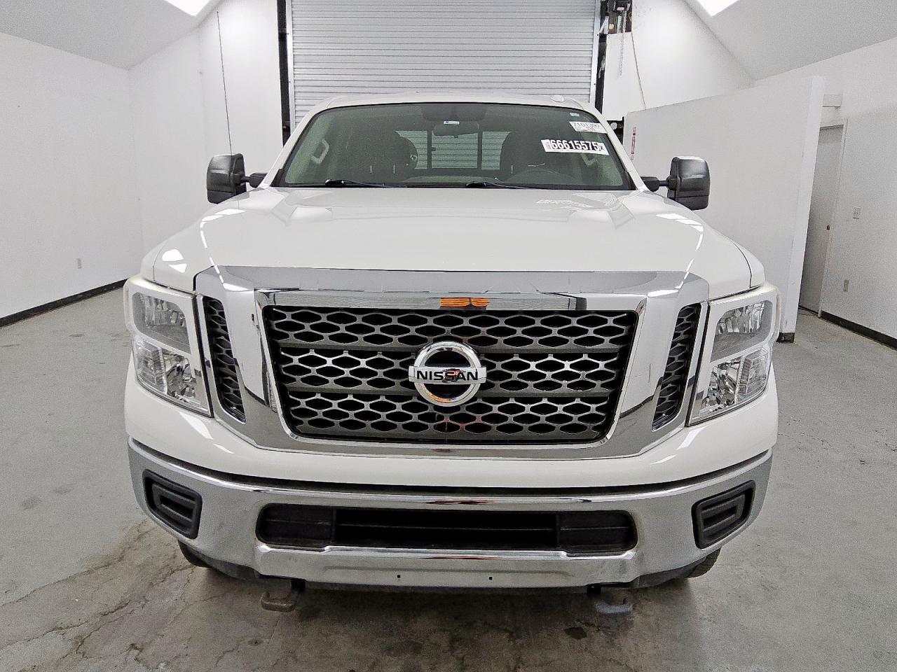2017 Nissan Titan Xd Sv - Фото 5
