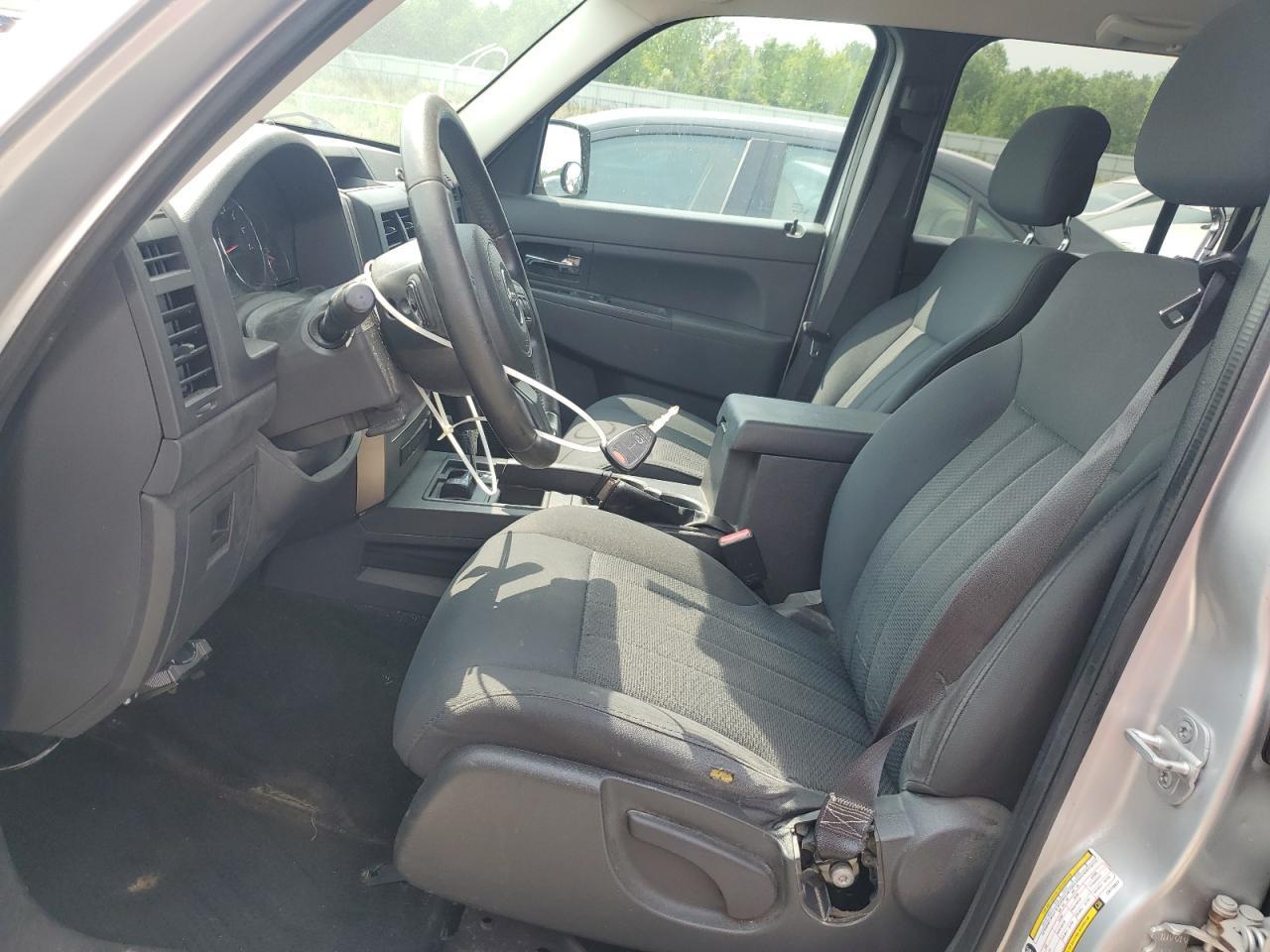 2012 Jeep Liberty Sport - Фото 7